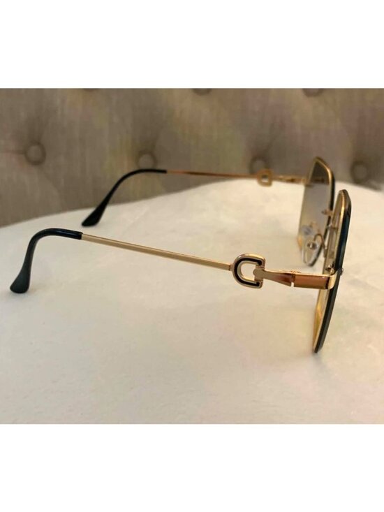 Oversized Unisex Square Grey to Yellow Gradient Sunglasses With Gold Frame main image 6